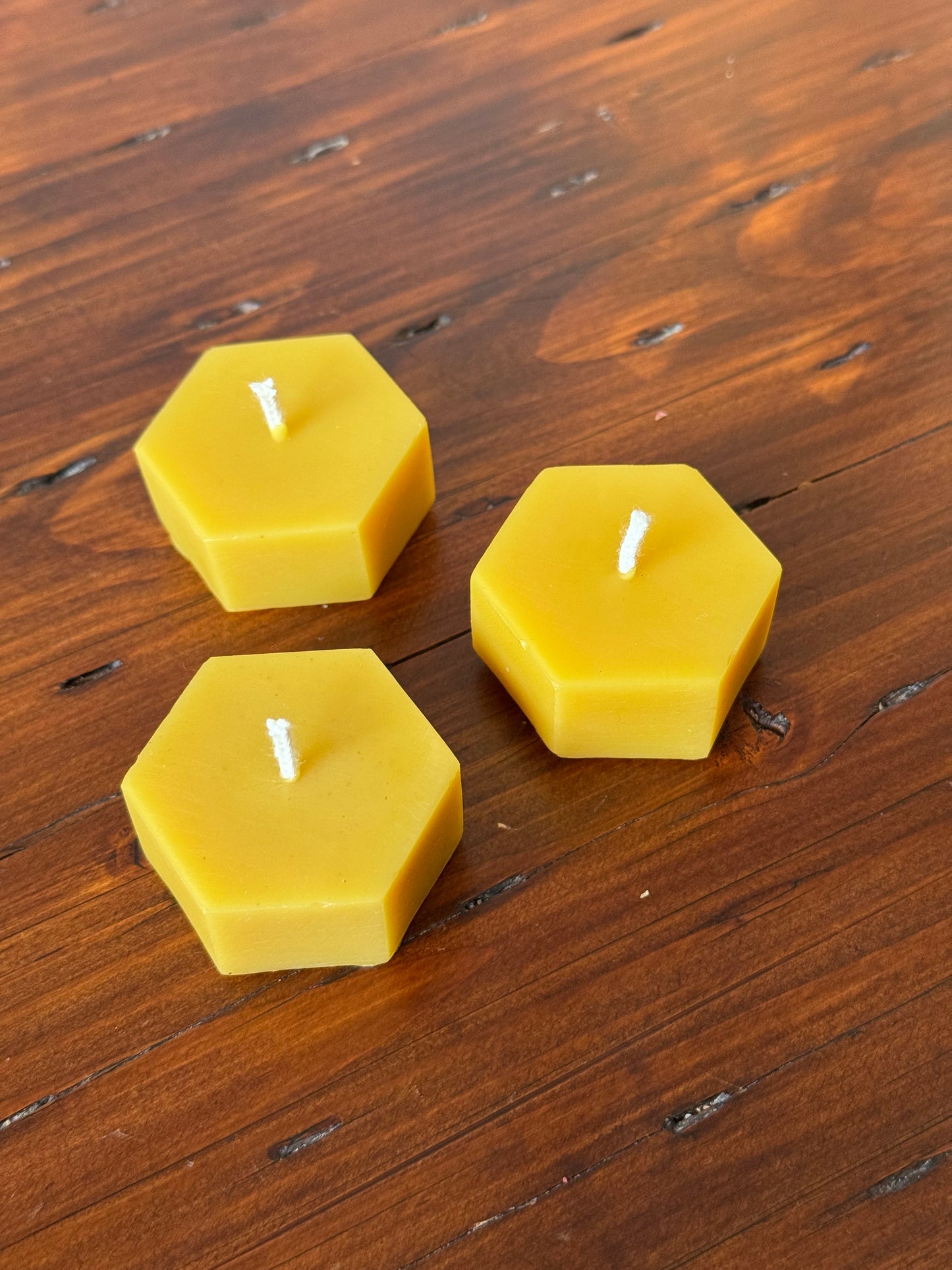 Beeswax Candle Bundle :: Hexagon Tea Light