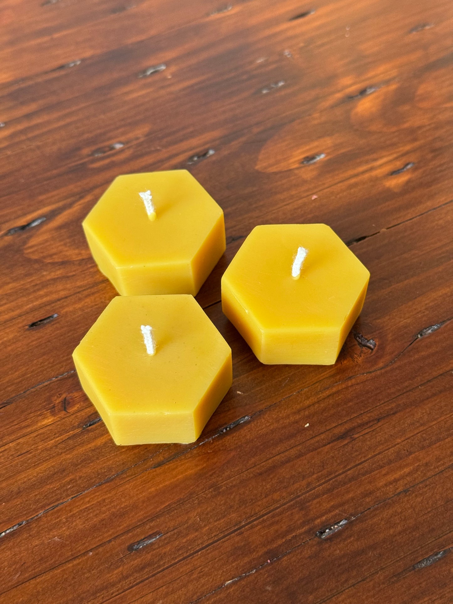 Beeswax Candle Bundle :: Hexagon Tea Light