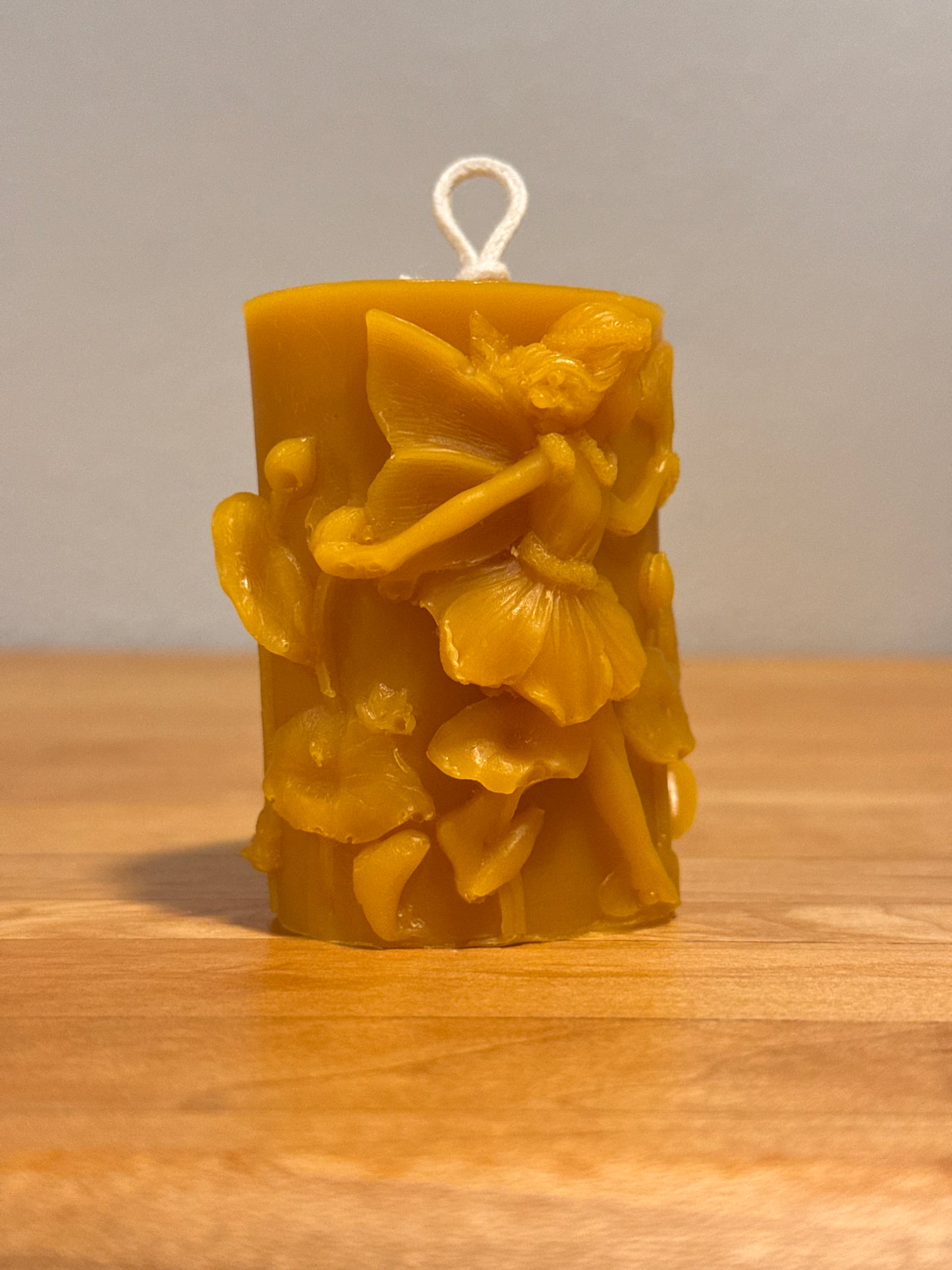 Beeswax Candle :: Fairy Pillar