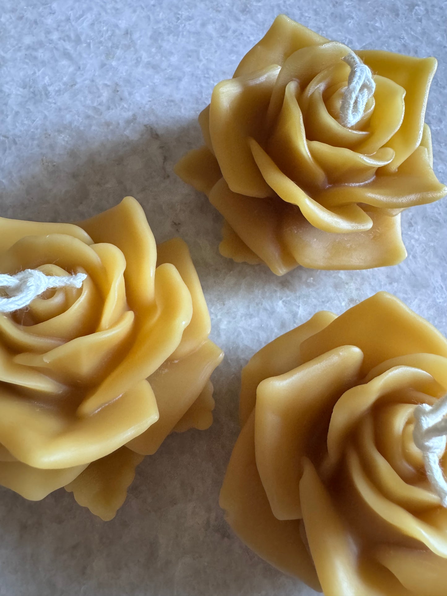 Beeswax Candle :: Rose Flower