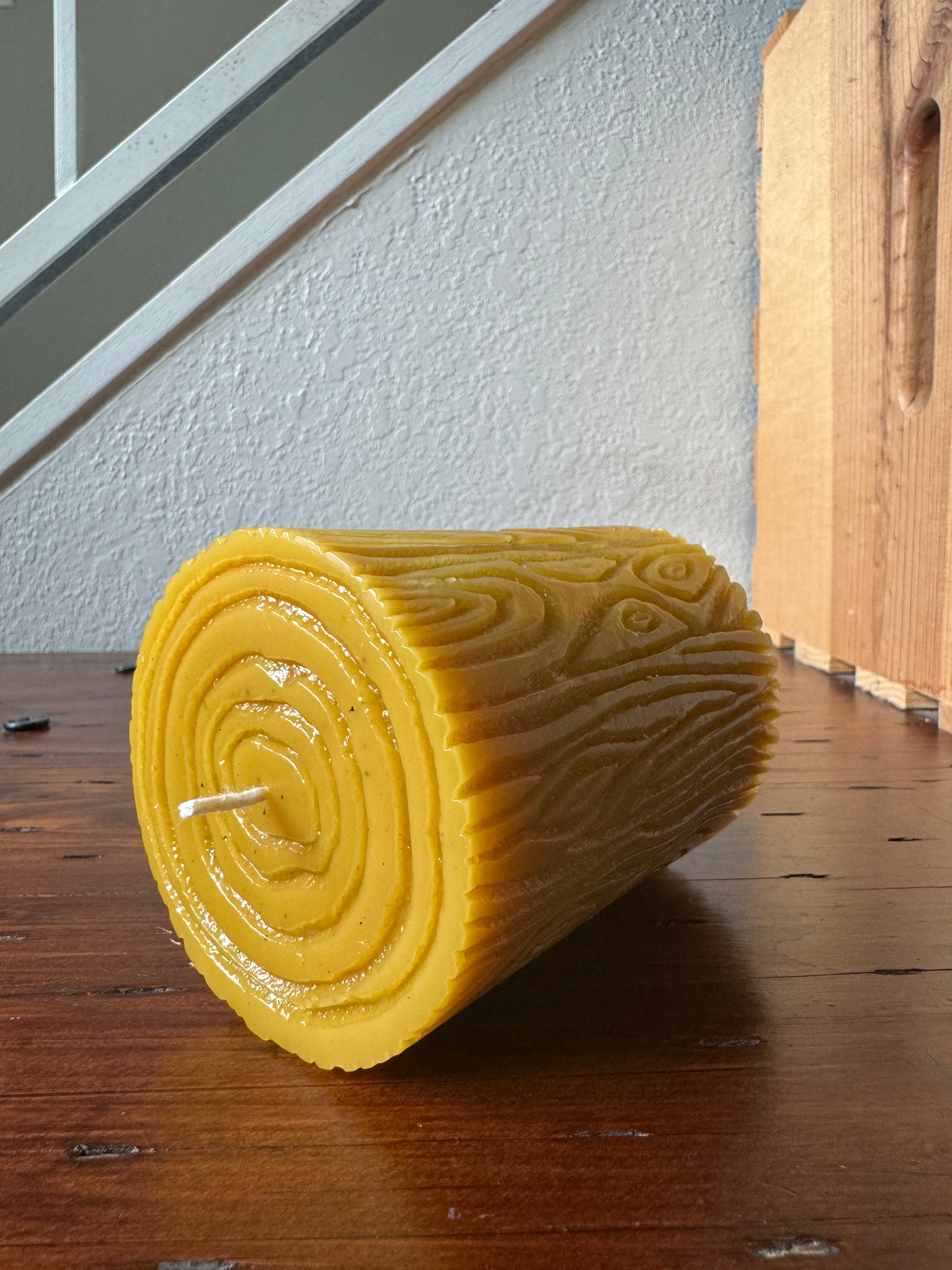 Beeswax Candle :: Wildwood