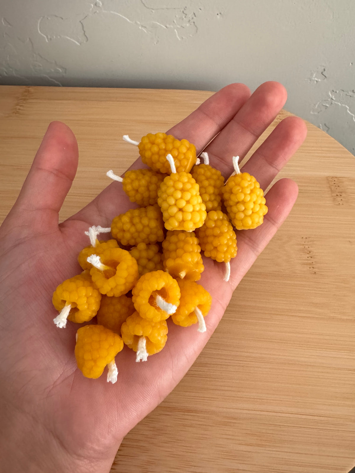 Beeswax Candle :: Blackberry Birthday