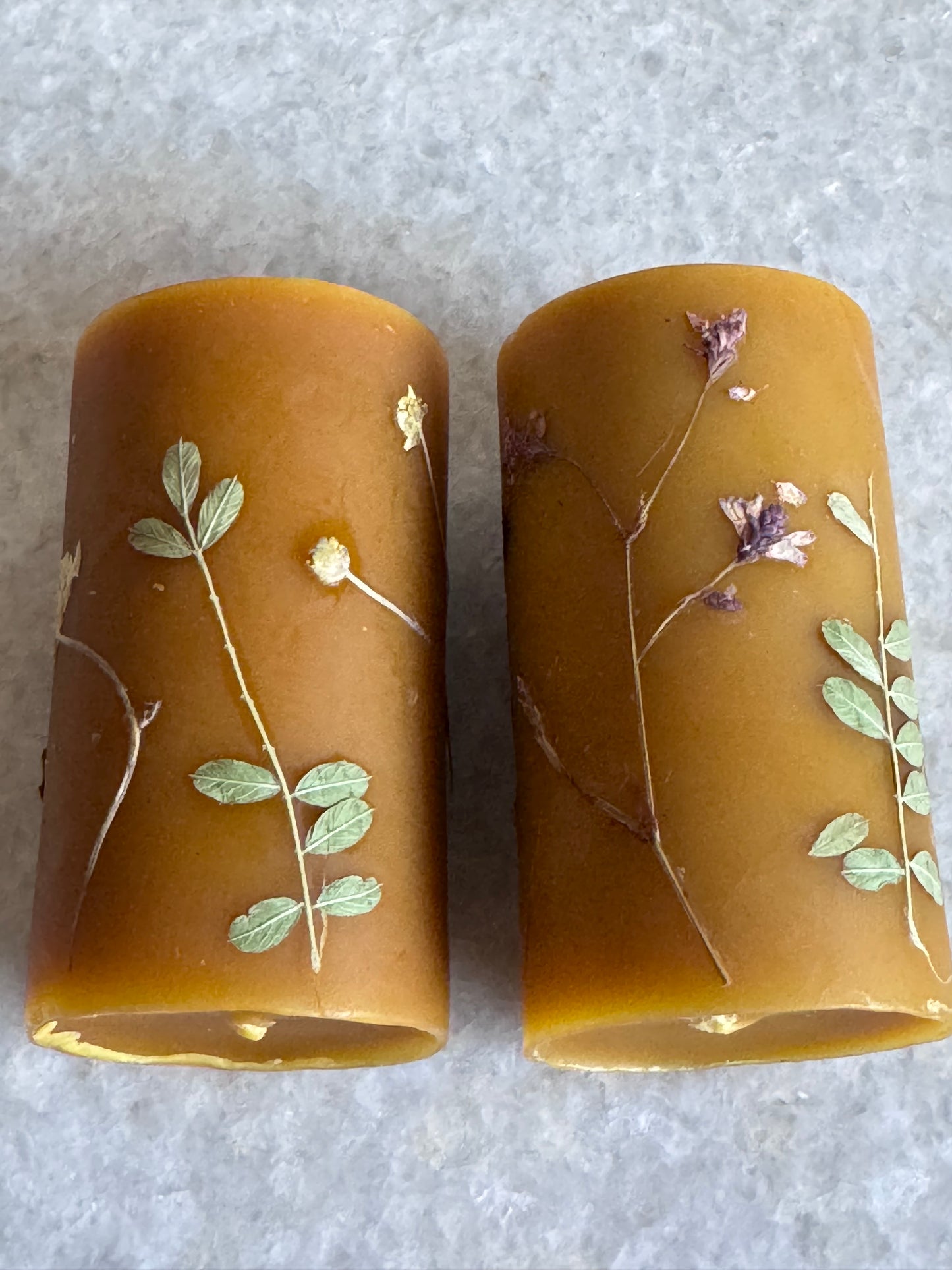 Beeswax Candle :: Botanical Pillar