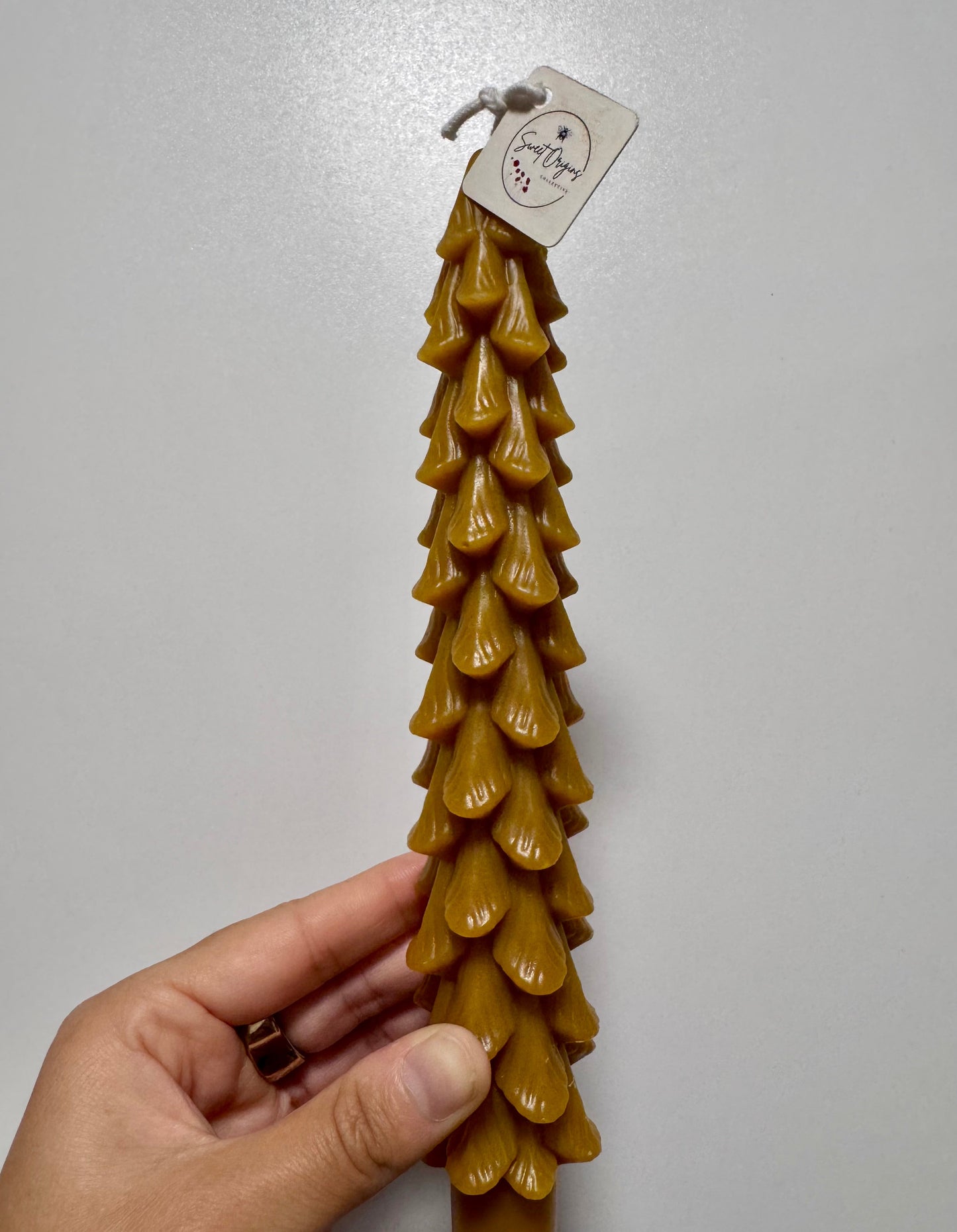Beeswax Candle :: Pine Tree Taper