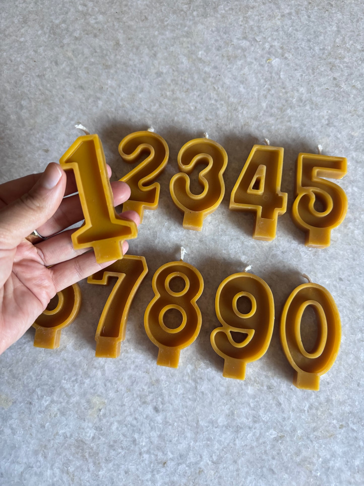 Beeswax Candle :: Birthday Numbers
