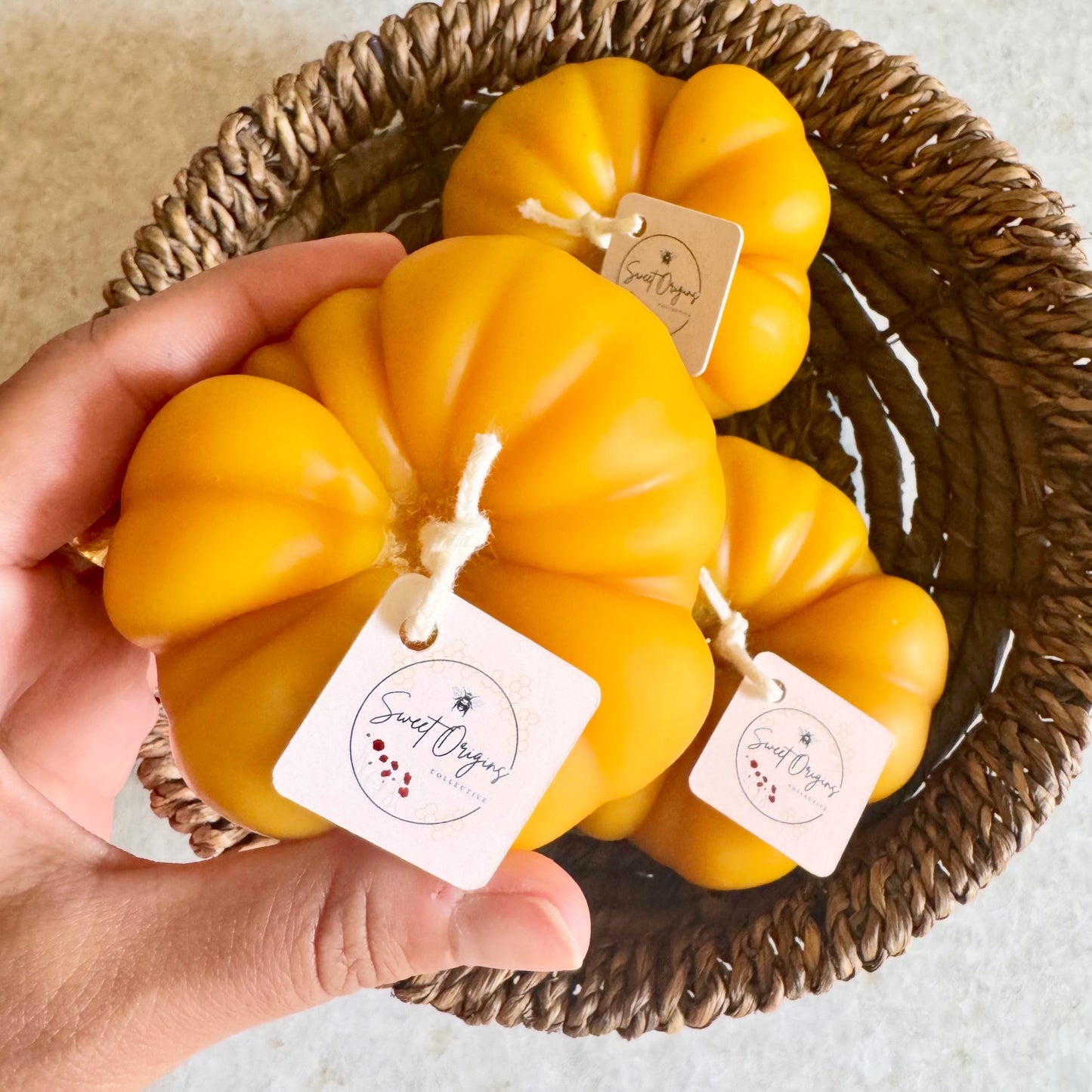 Beeswax Candle :: Heirloom Tomato