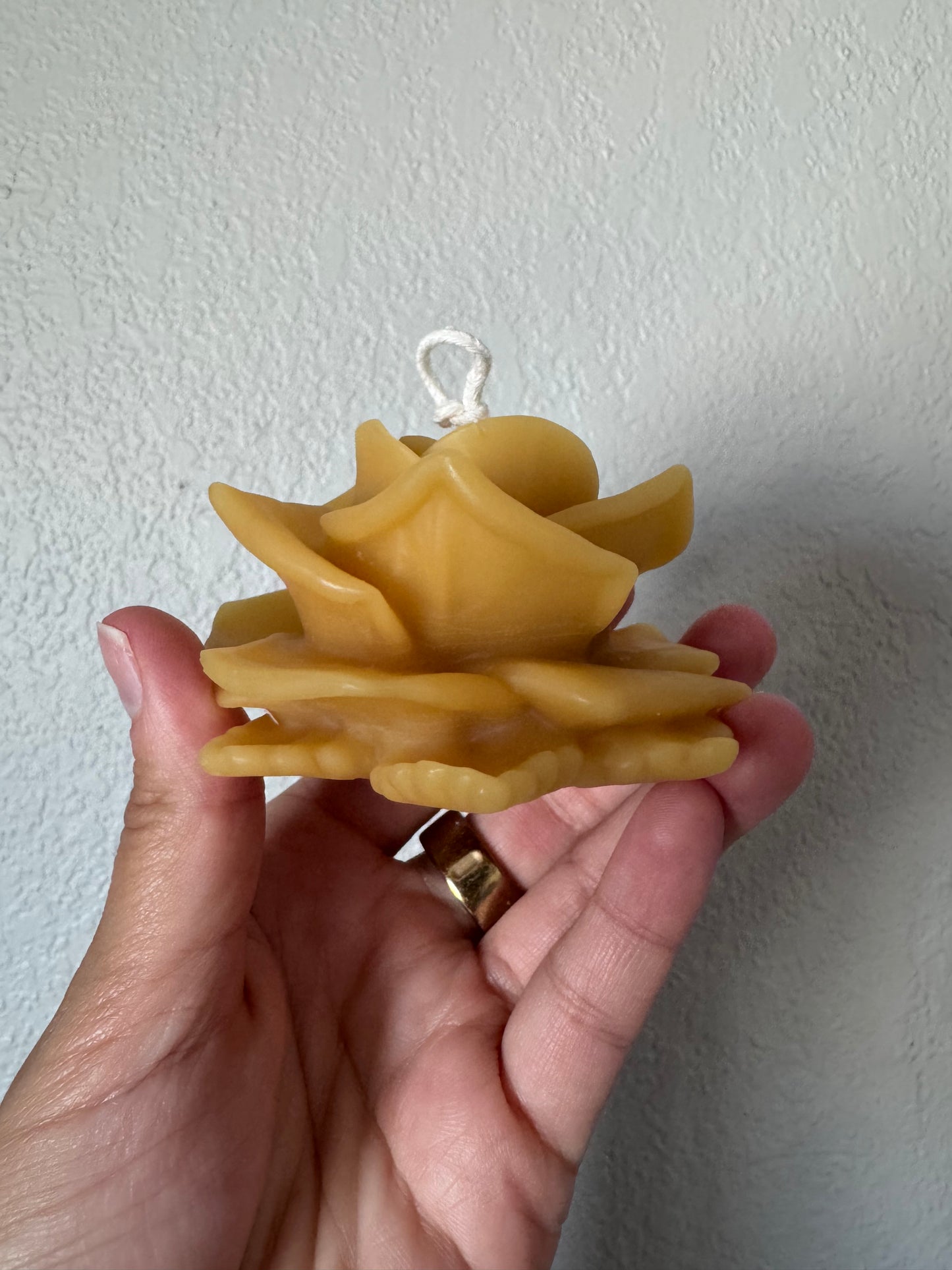 Beeswax Candle :: Rose Flower