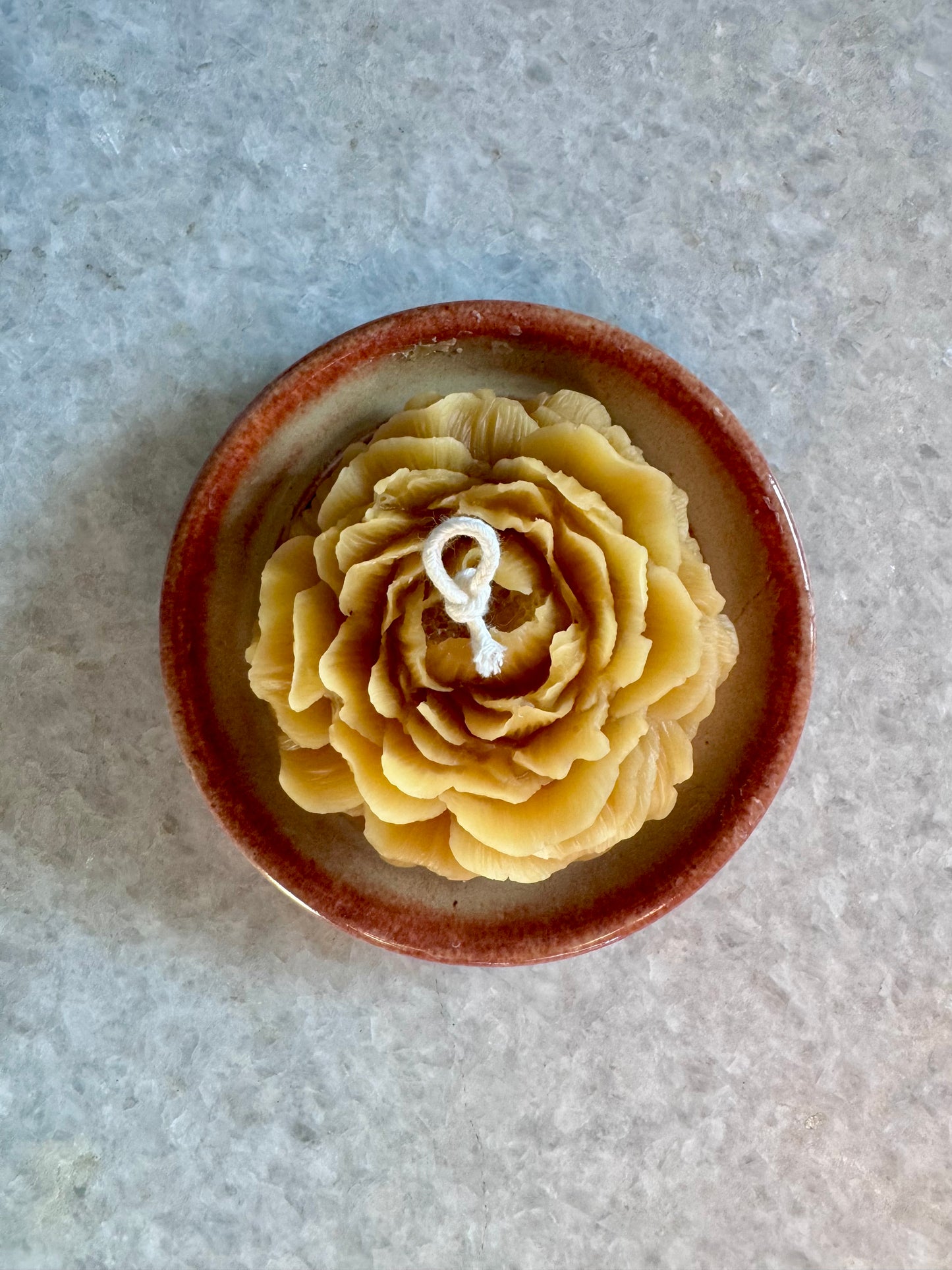 Beeswax Candle :: Peony Flower