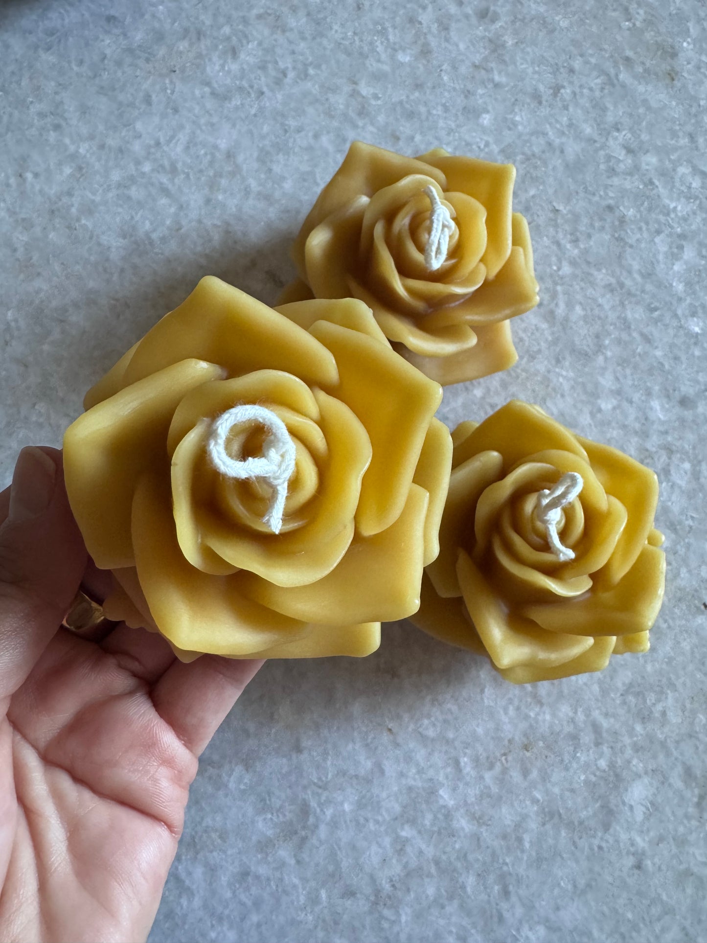 Beeswax Candle :: Rose Flower