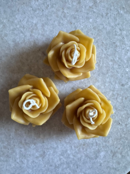 Beeswax Candle :: Rose Flower