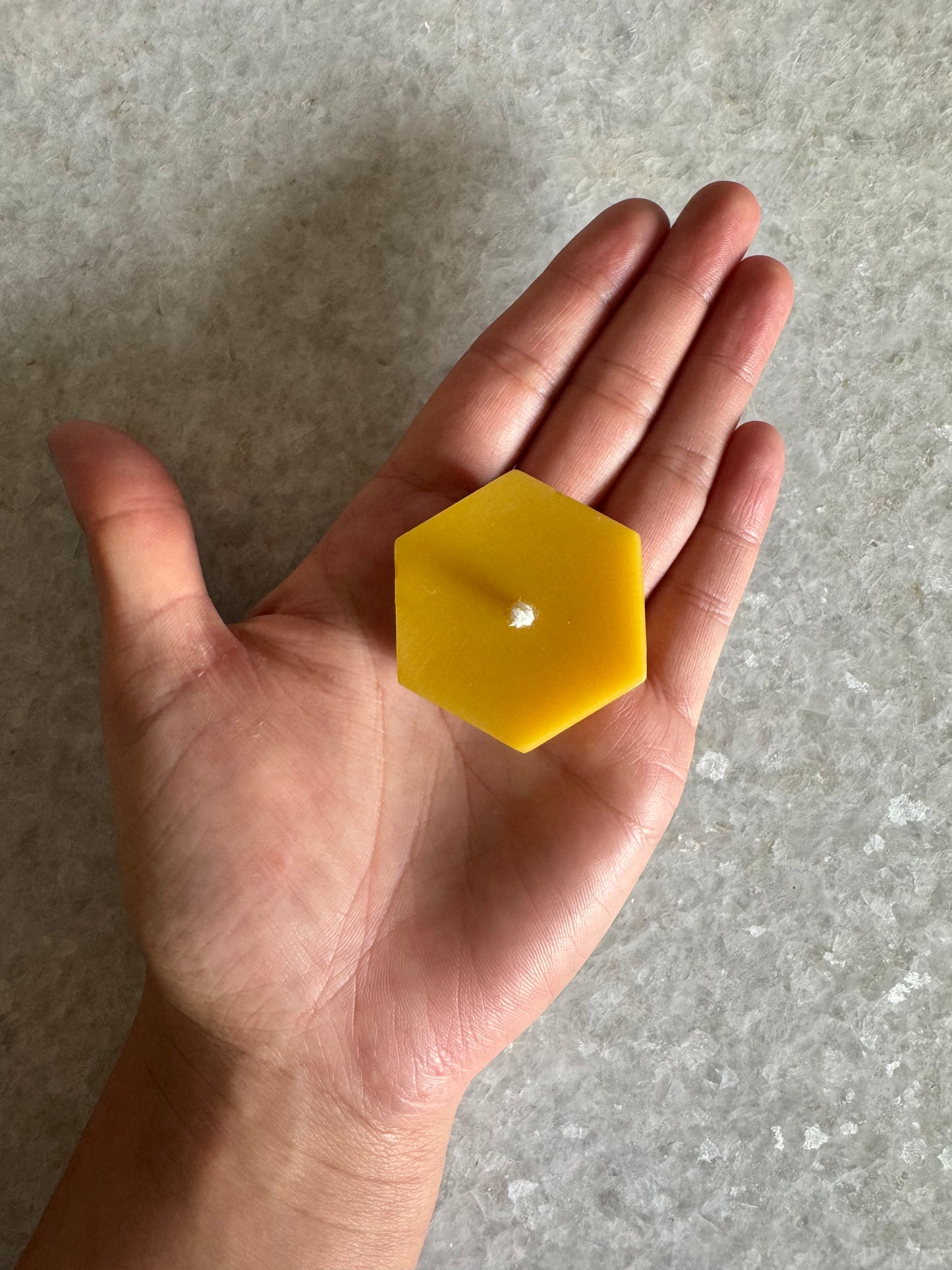 Beeswax Candle :: Hexagon Tea Light