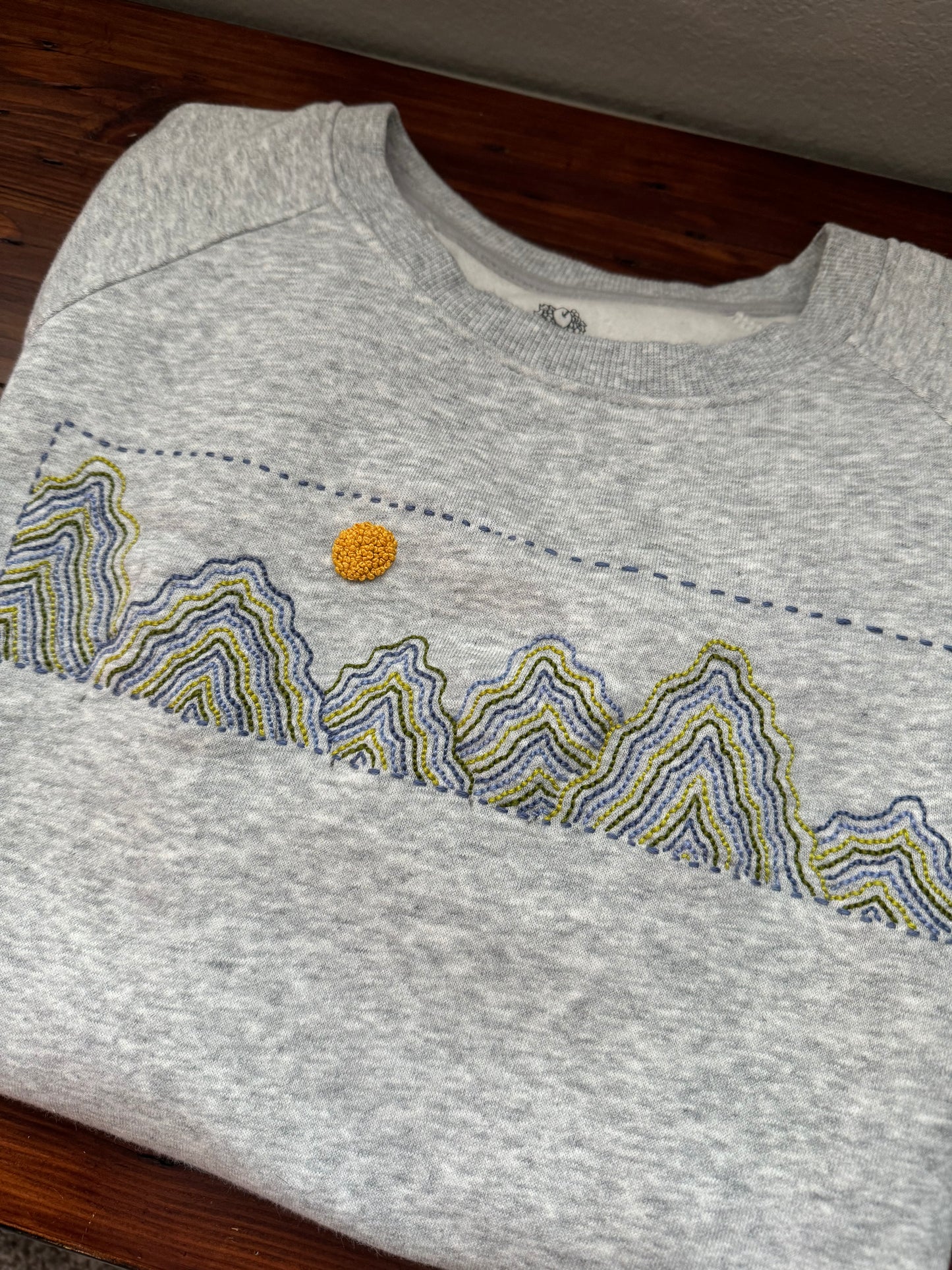 Hand Embroidered Crewneck : Mountain Range, Large