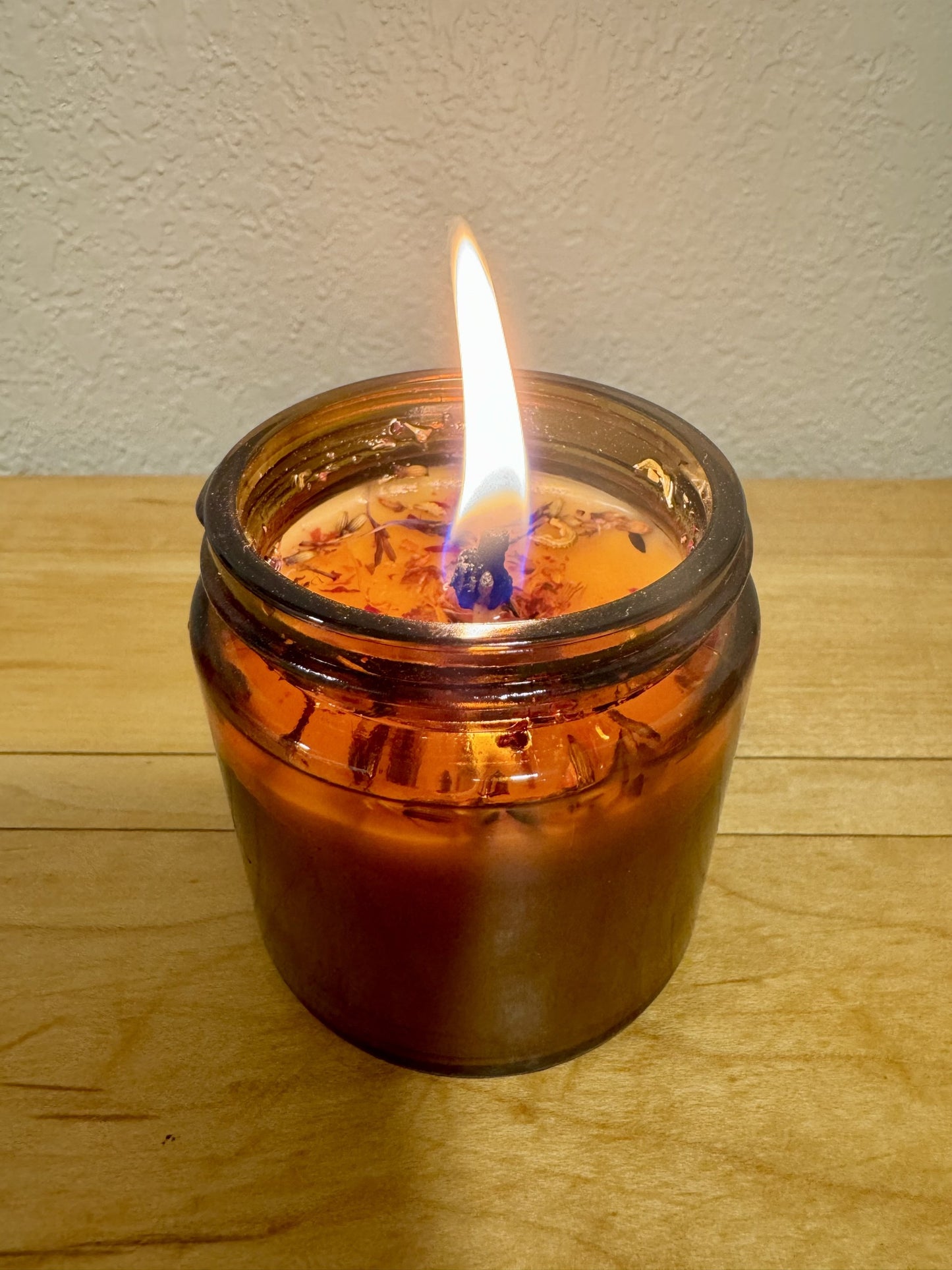 Beeswax Candle : Dried Flowers